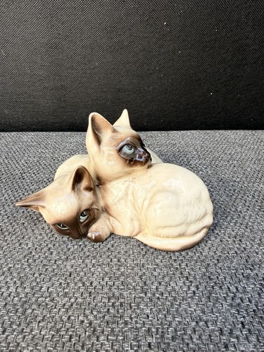 Beswick siamese kittens - beswick, kittens"