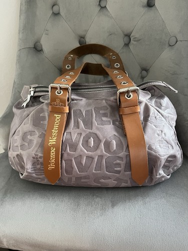 Vivienne westwood embossed - westwood,