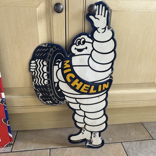 Large michelin man and tyre - large,