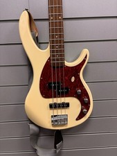 peavey milestone bass guitar