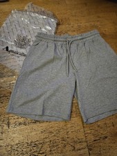 aquascutum mens shorts  size