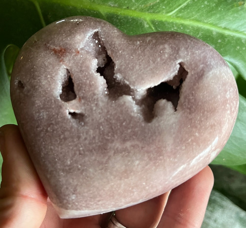 Pink amethyst carved - pink, heart