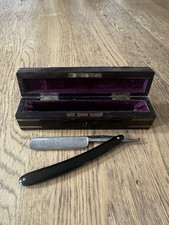 Vintage WALD 2633 Solingen Straight Razor with Original Velvet-Lined Wooden Case