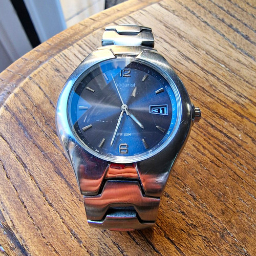 Accurist mb057 quartz watch - mb057,