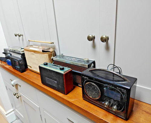 Vintage radios roberts - vintage,