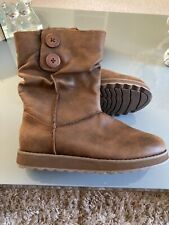 Skechers vegan boots