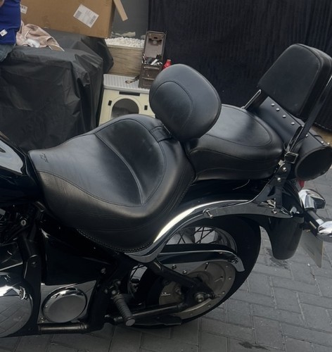 Mustang kawasaki vn900 classic - mustang,