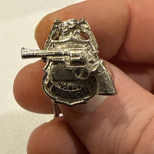 Tie tac pistol - tac, small