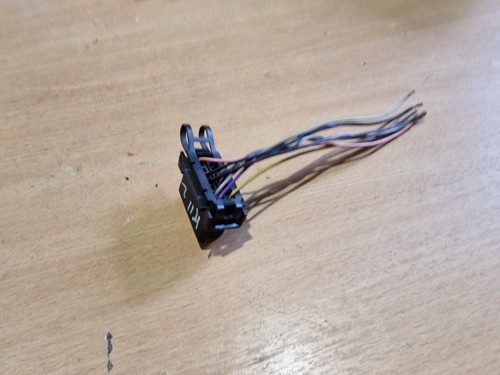 Nissan micra k11 - nissan, socket