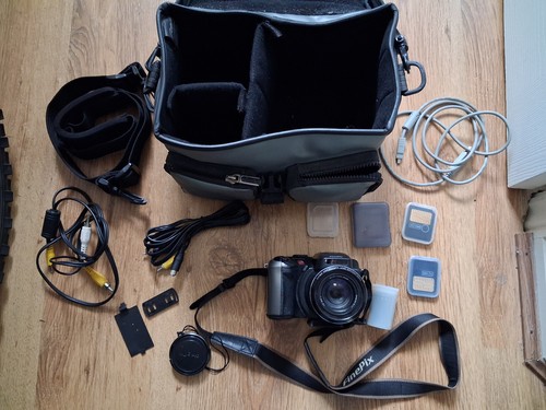 Fujifilm finepix s602zoom - finepix,