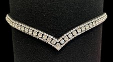 HRS Stunning V Shape Crystal