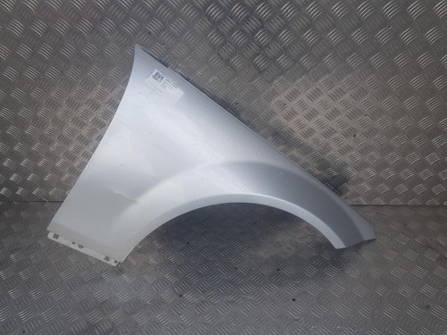 Mercedes class wing front - c,