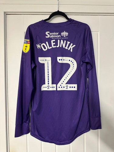 Matchworn mansfield town bobby - matchworn,