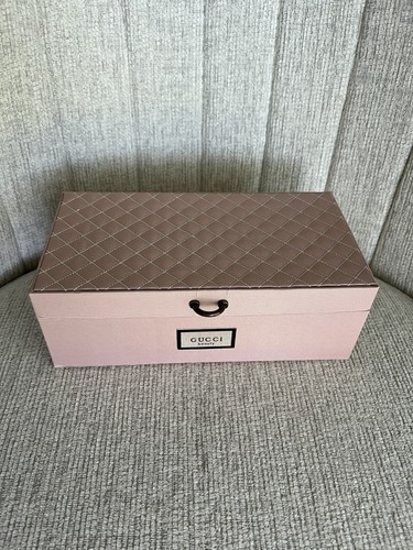 Gucci pink makeup box - gucci,