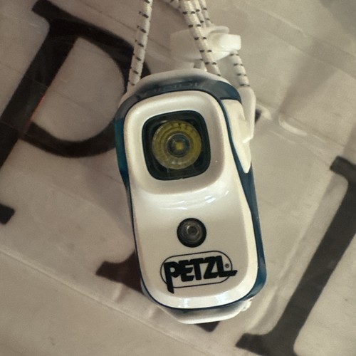 Petzl bindi headlamp emerald - headlamp,