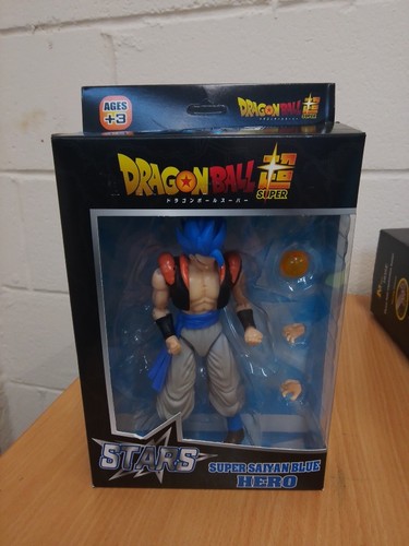 Dragon ball super - ball, saiyan