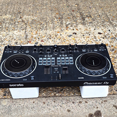Pioneer ddj rev1 deck - dj, 2-deck