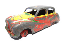 Vintage 1950s Dinky 1:43 Austin Somerset Car For Restoration