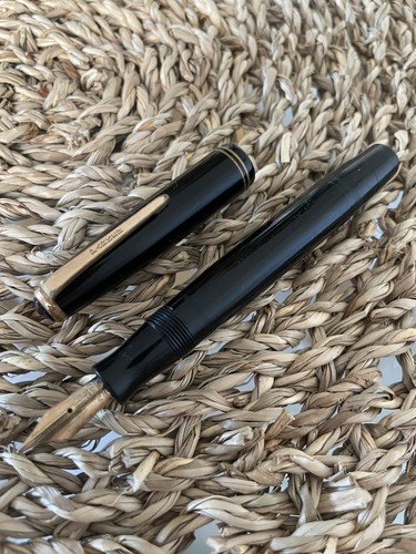 Vintage black fountain pen - fountain,