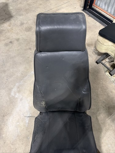 Beechcraft plane seat is - beechcraft,