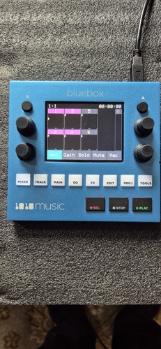 1010 music bluebox - music,