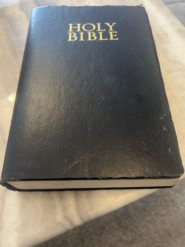 Holy bible nkjv - nkjv, giant