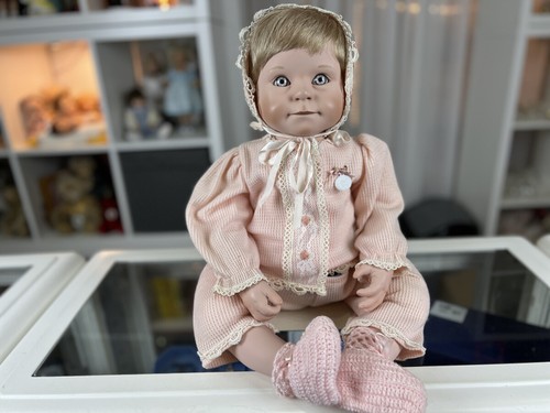 Yolanda bello artist doll - yolanda,