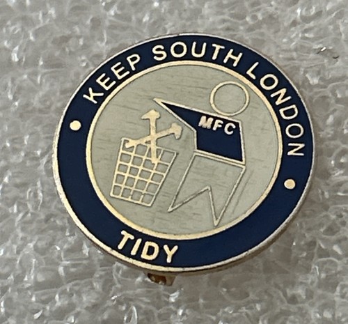 Millwall supporter enamel - supporter,