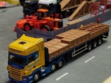 OO Gauge Diecast Truck load