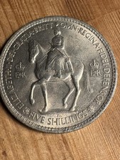 Queen Elizabeth II 1953 5