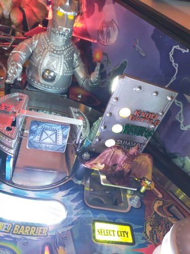 Stern godzilla pinball - godzilla, kaju