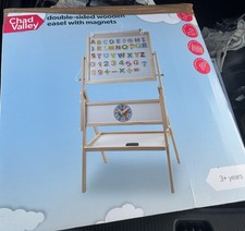 Double-sided wooden easel with