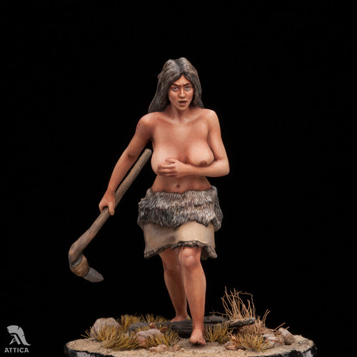 Prehistoric woman 54mm - , painted