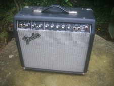 FENDER CHAMPION 30 DSP