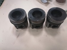 International 454 Pistons