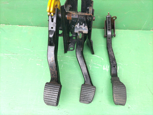 Robin hood sierra 2wd - hood, pedal