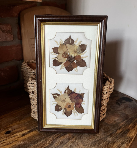 Joanna sheen pressed flower - sheen,