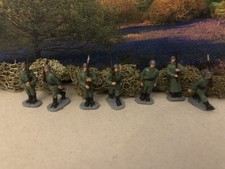 Caesar WW 2 German infantry marching 1:72 painted