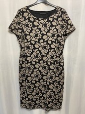 ;670 David Emanuel Sz 18 Black&Grey  Floral Lace Dress