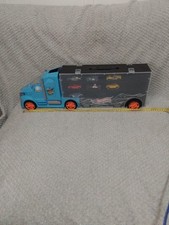 Hotwheels Storage Lorry and