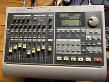 Roland VS-880EX Digital Studio