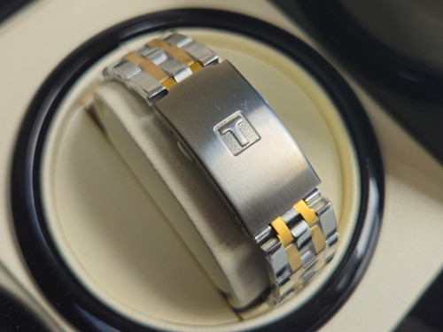 Tissot gold two tone 19mm - tone,