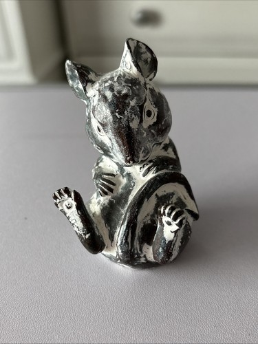 Cute sitting mouse - sitting, dark