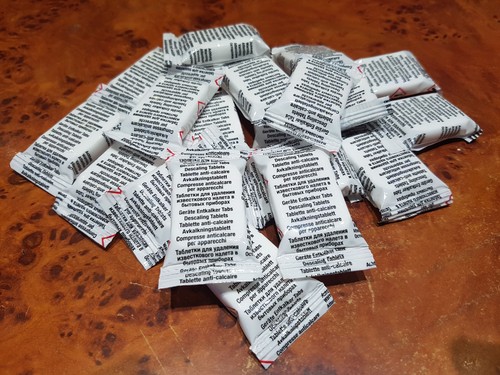 Descaling tablets g - tablets, of