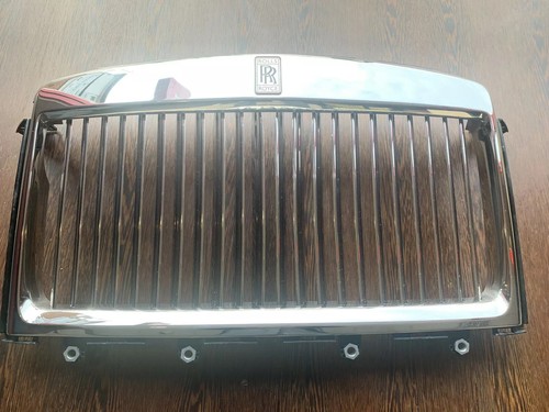 Genuine rolls royce cullinan - rolls,