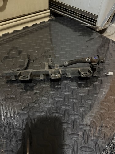 Mazda mx5 fuel injector rail - mx5,