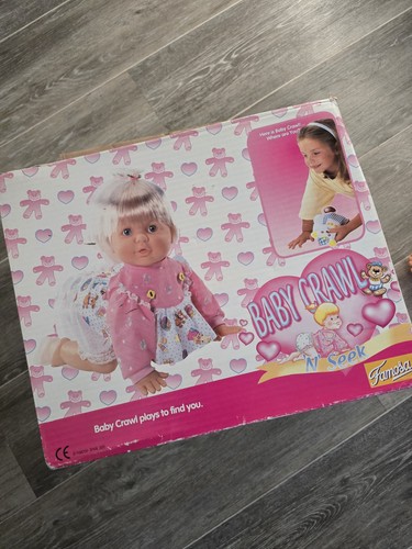 2000 famosa baby crawl - 2000, seek