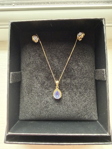 Tanzanite gold and diamond - gold,