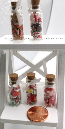 Miniature set jars - set,