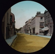 CASTLE STREET BEAUMARIS WALES C1890 Magic Lantern Slide PHOTOGRAPH